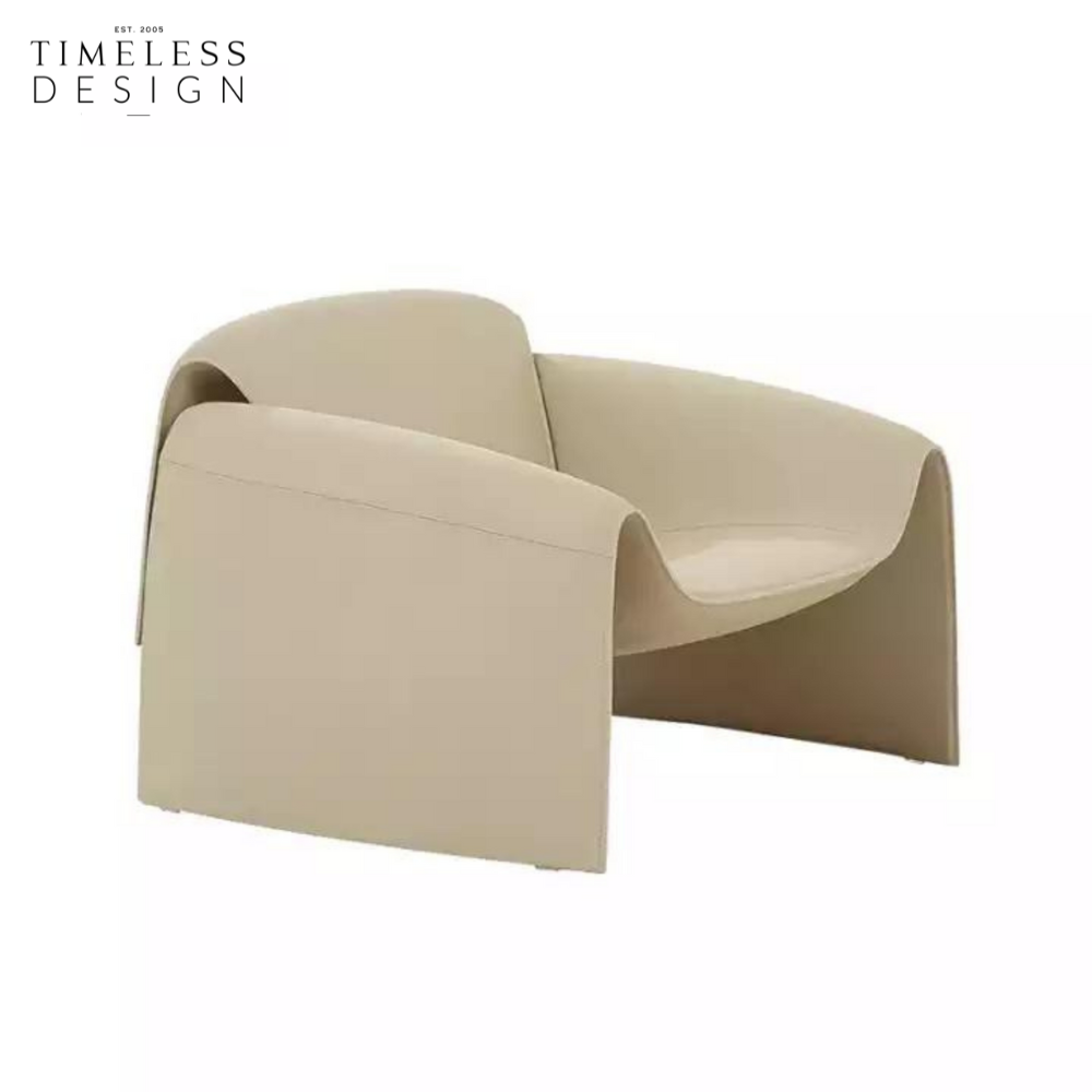 Hagar Club Chair