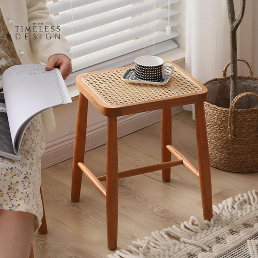Olium Low Stool