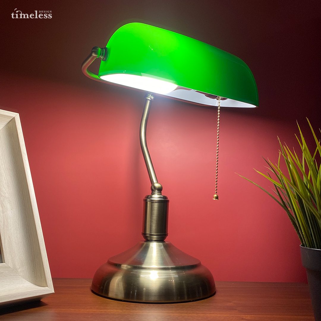 Shanghai Banker Table Lamp