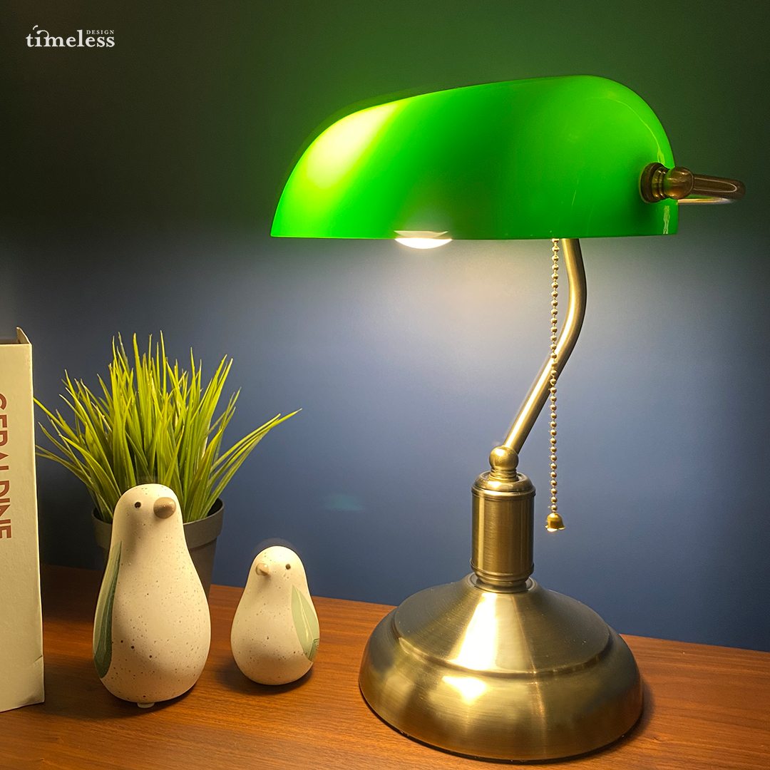 Shanghai Banker Table Lamp