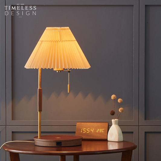 Willow Table Lamp with wireless charges